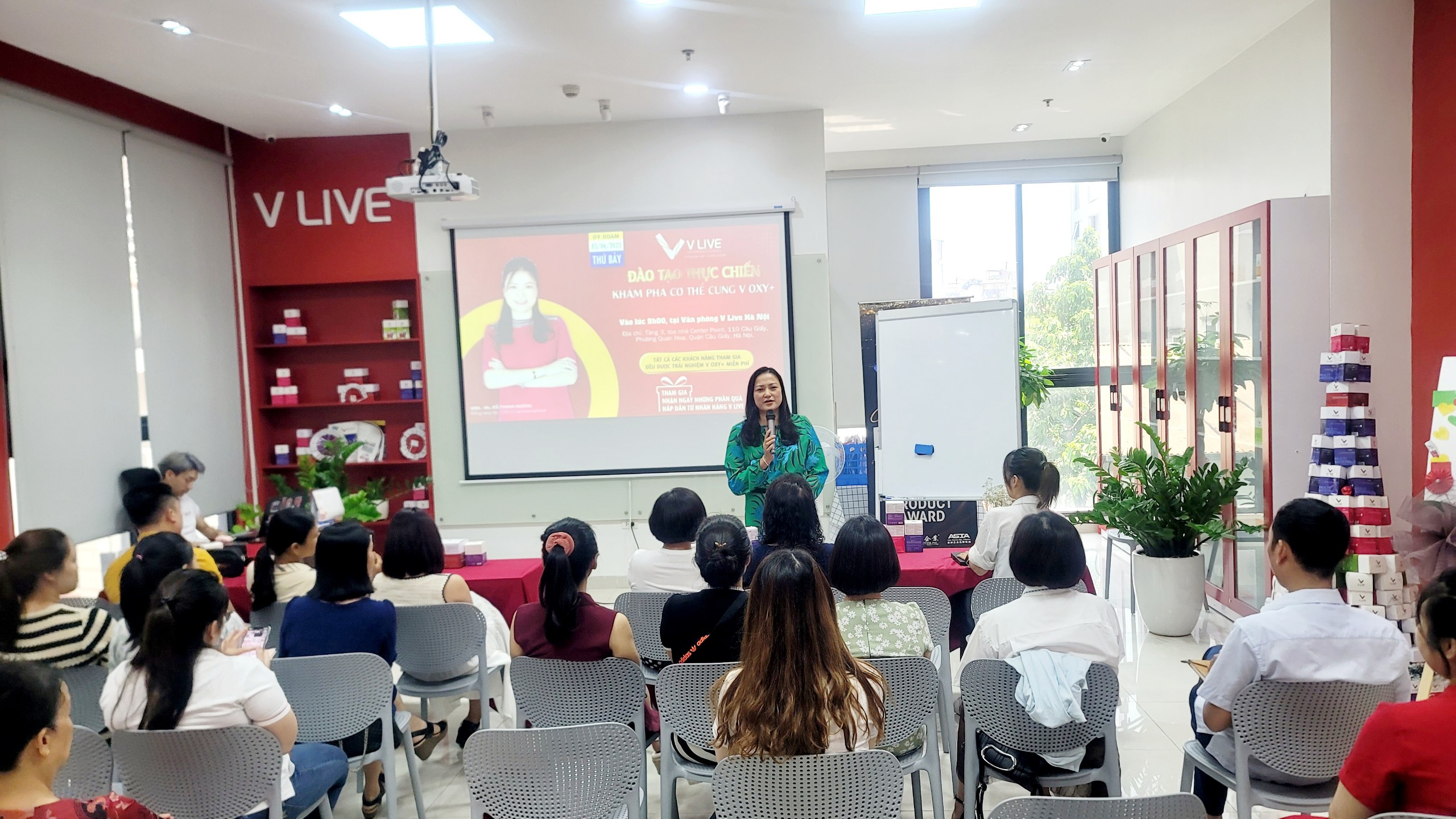 Co-Founder V Live International Việt Nam - Đỗ Thanh Hương trực tiếp chia sẻ trong chương trình 