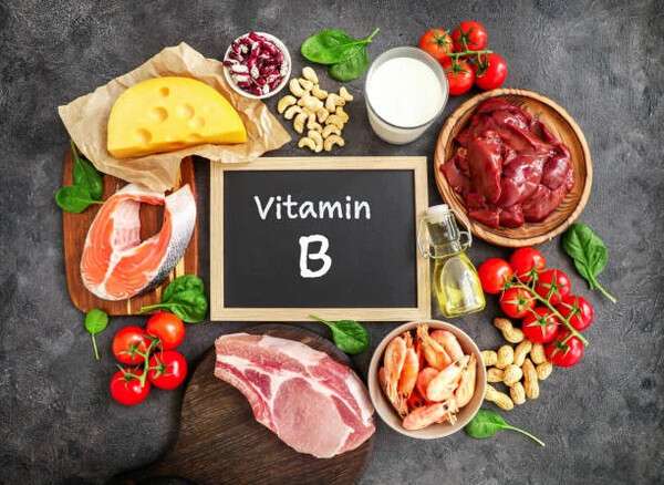 Vitamin B6, B12 là chất tham gia trực tiếp vào quá trình sản xuất bạch cầu