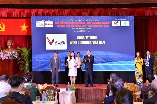 Công ty TNHH Wise Corridor được nhận giải “Top 10 Thương hiệu tín nhiệm Asia 2022”