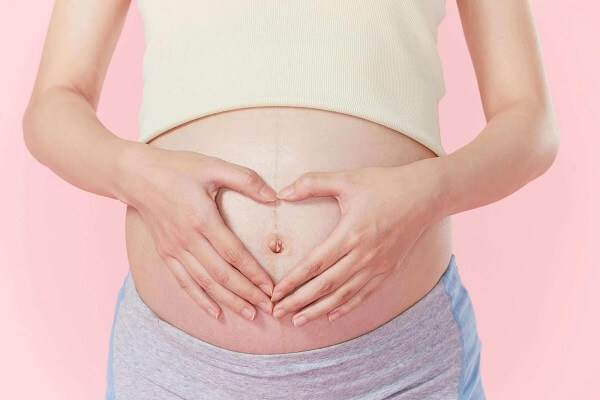 Phụ nữ mang thai cần được sự tư vấn y tế trước khi sử dụng